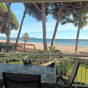 Apartamento Primera Linea De Mar En, Cambrils